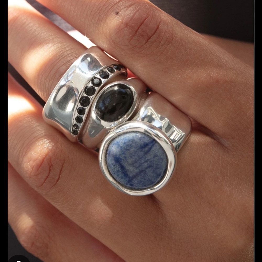 Anna Beck Wavy Dumortierite Signet Cocktail Ring - Silver